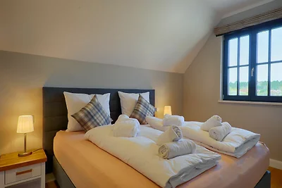 Reetland am Meer Superior Reetdachvilla mit 2...