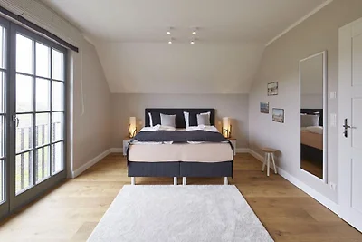 Reetland am Meer Superior Reetdachvilla mit 2...