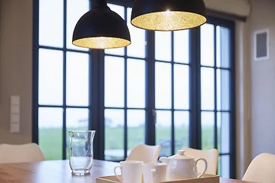 Reetland am Meer Luxus Reetdachvilla mit 3 Sc...