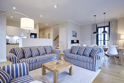 Reetland am Meer Luxus Reetdachvilla mit 3 Sc...