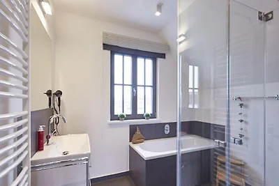 Reetland am Meer Superior Reetdachvilla mit 2...