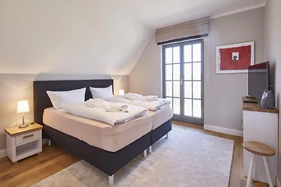 Reetland am Meer Luxus Reetdachvilla mit 3 Sc...