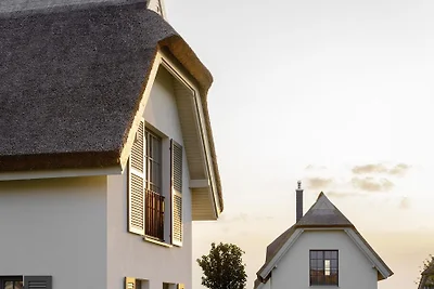 Reetland am Meer Superior Reetdachvilla mit 2...