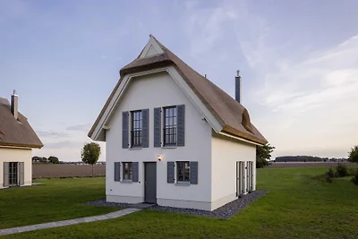 Reetland am Meer Luxus Reetdachvilla mit 3 Sc...