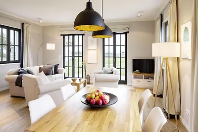 Reetland am Meer Superior Reetdachvilla mit 2...