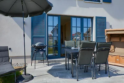 Reetland am Meer Luxus Reetdachvilla mit 3 Sc...