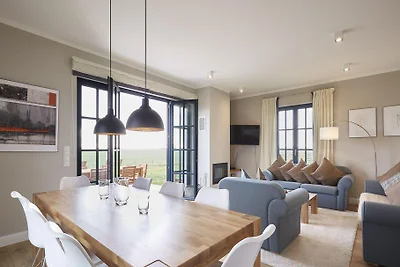 Reetland am Meer Luxus Reetdachvilla mit 3 Sc...