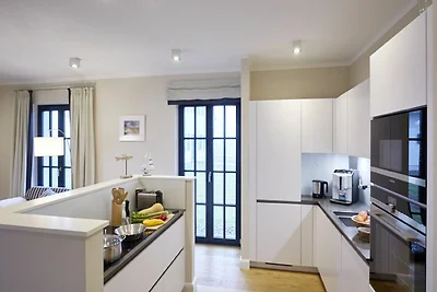 Reetland am Meer Luxus Reetdachvilla mit 3 Sc...