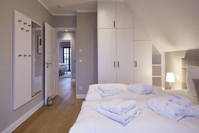 Reetland am Meer Luxus Reetdachvilla mit 3 Sc...