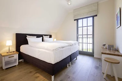Reetland am Meer Luxus Reetdachvilla mit 3 Sc...