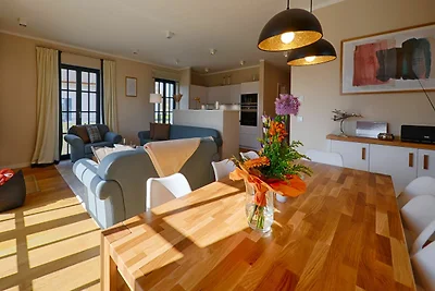 Reetland am Meer Luxus Reetdachvilla mit 3 Sc...
