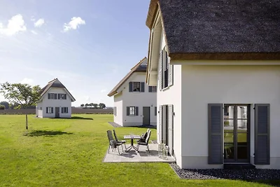 Reetland am Meer Superior Reetdachvilla mit 2...