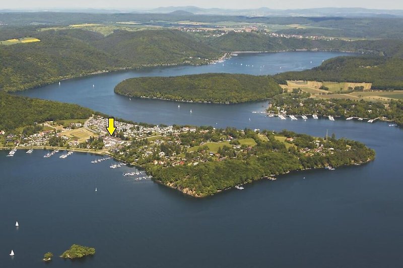 Kleiner Seeblick am Edersee in Waldeck Firma YachtHof am