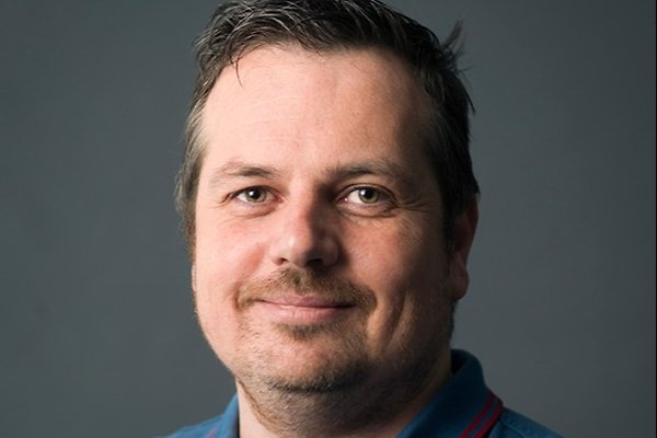 Herr C. De Smaele Herr C. De Smaele