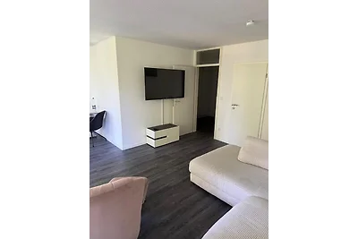 2 Zimmer Wohnung mit Schwimmbad