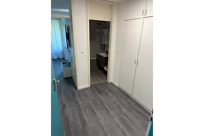 2 Zimmer Wohnung mit Schwimmbad