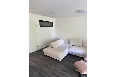 2 Zimmer Wohnung mit Schwimmbad