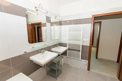 Bungalow Alfa mit Sauna