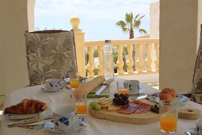 VILLA JASMIN MIT POOL, WLAN & KLIMA