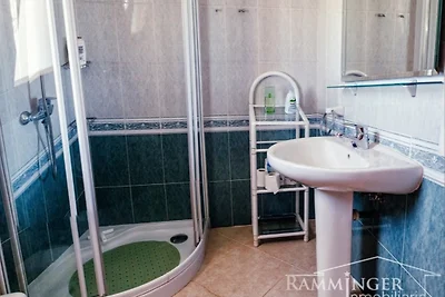 VILLA JASMIN MIT POOL, WLAN & KLIMA