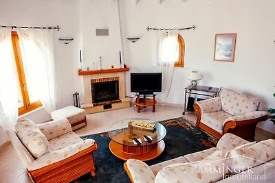 VILLA JASMIN MIT POOL, WLAN & KLIMA