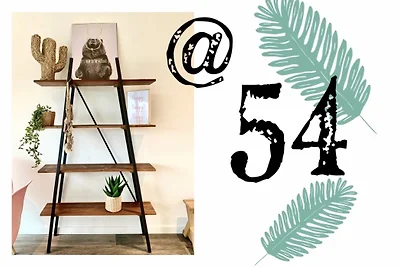 @54 *Luxe Wohnung mit frei Parken*