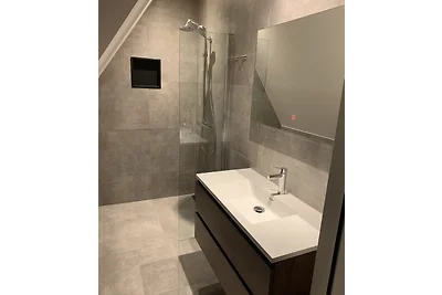Luxe 5* waterfront family villa