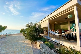 OIKOS Resort Buqez Strandvilla 30