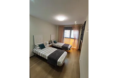 Schöne Wohnung mit Pool, 50m zum