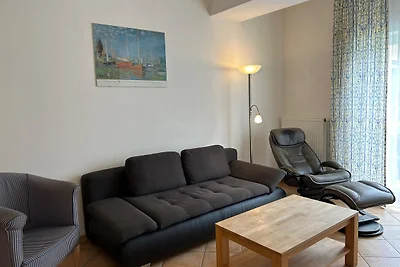 Gabi mit Pool und Sauna