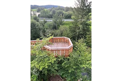 Wald ist Zukunft [Baumhaus Biene]