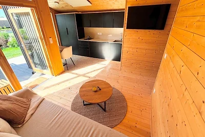301-Tiny Hideaway