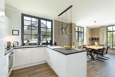 Reetdachhaus Meeresleuchten