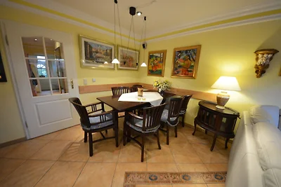 Ferienhaus "Strandflieder" in Gross