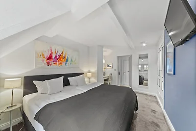 Ferienwohnung #4 am Gutspark