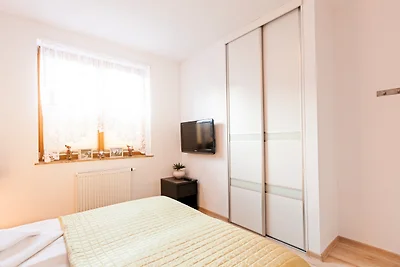 Sun&Snow Komuny Paryskiej -