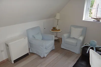 Ferienwohnung (DG) im Reetdachhaus