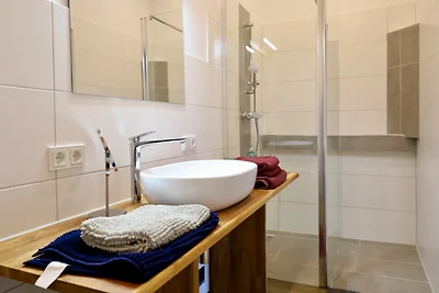 Sömmertied, Exklusive