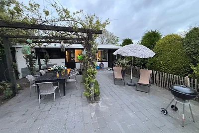 Lichtdurchflutetes Traumhaus 800
