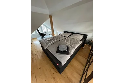 Schönes Dachgeschoss Loft in