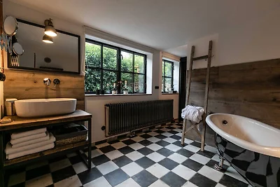 Luxuriöses Ferienhaus Room No. 35