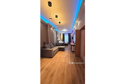 Elegance Lux Living 206
