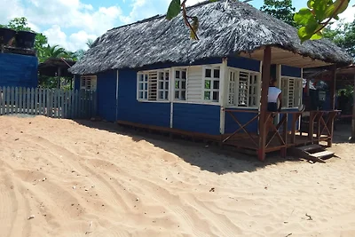 CASA EMILIANO. MANGLITO BEACH