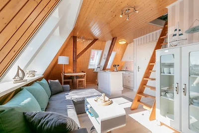 "Villa Anker" Dachgeschoss - links