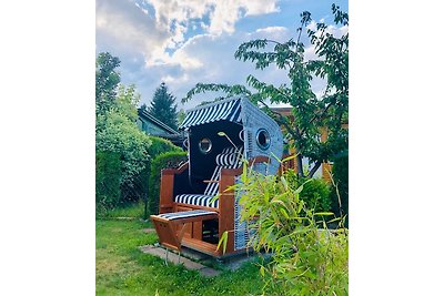 Sonniges Strandhaus am Haff mit