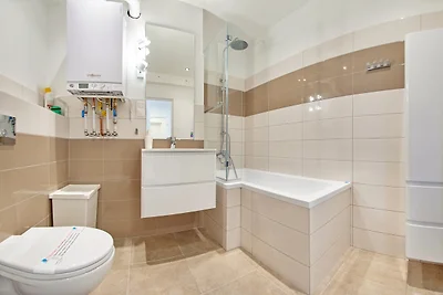 Sun&Snow Komuny Paryskiej -