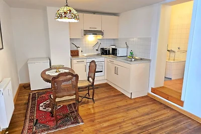 App. 1 mit Balkon - Café 28 &