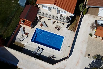 Villa Dorina