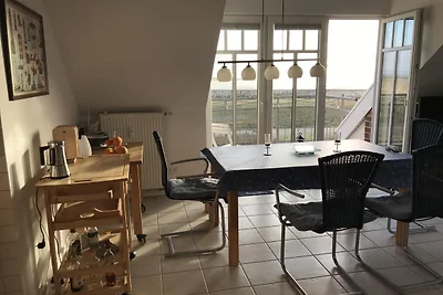 An Bord im Strandtuun