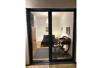 Erdgeschosswohnung mit Garage und